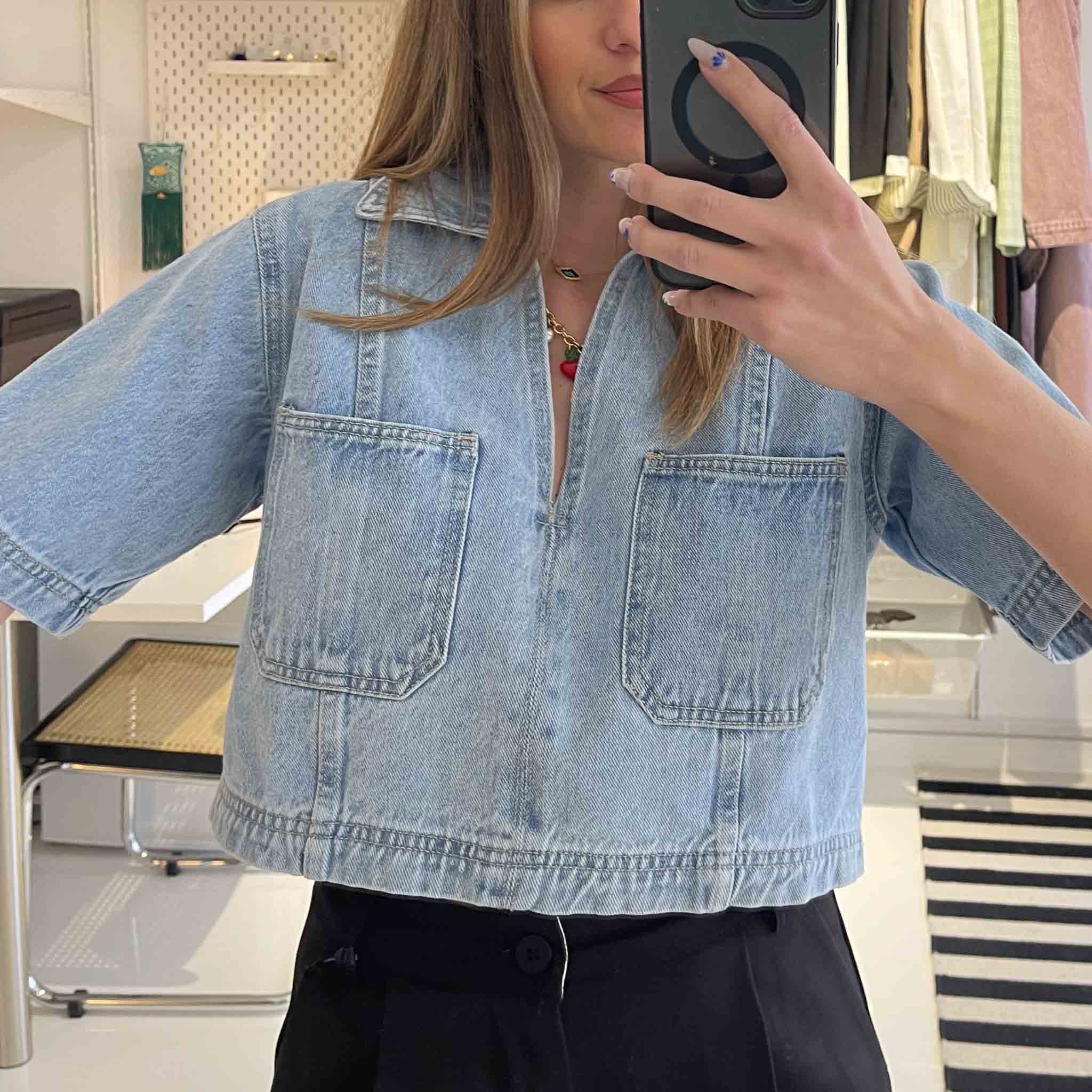 Rodeo Crop – Cropped Denim Shirt