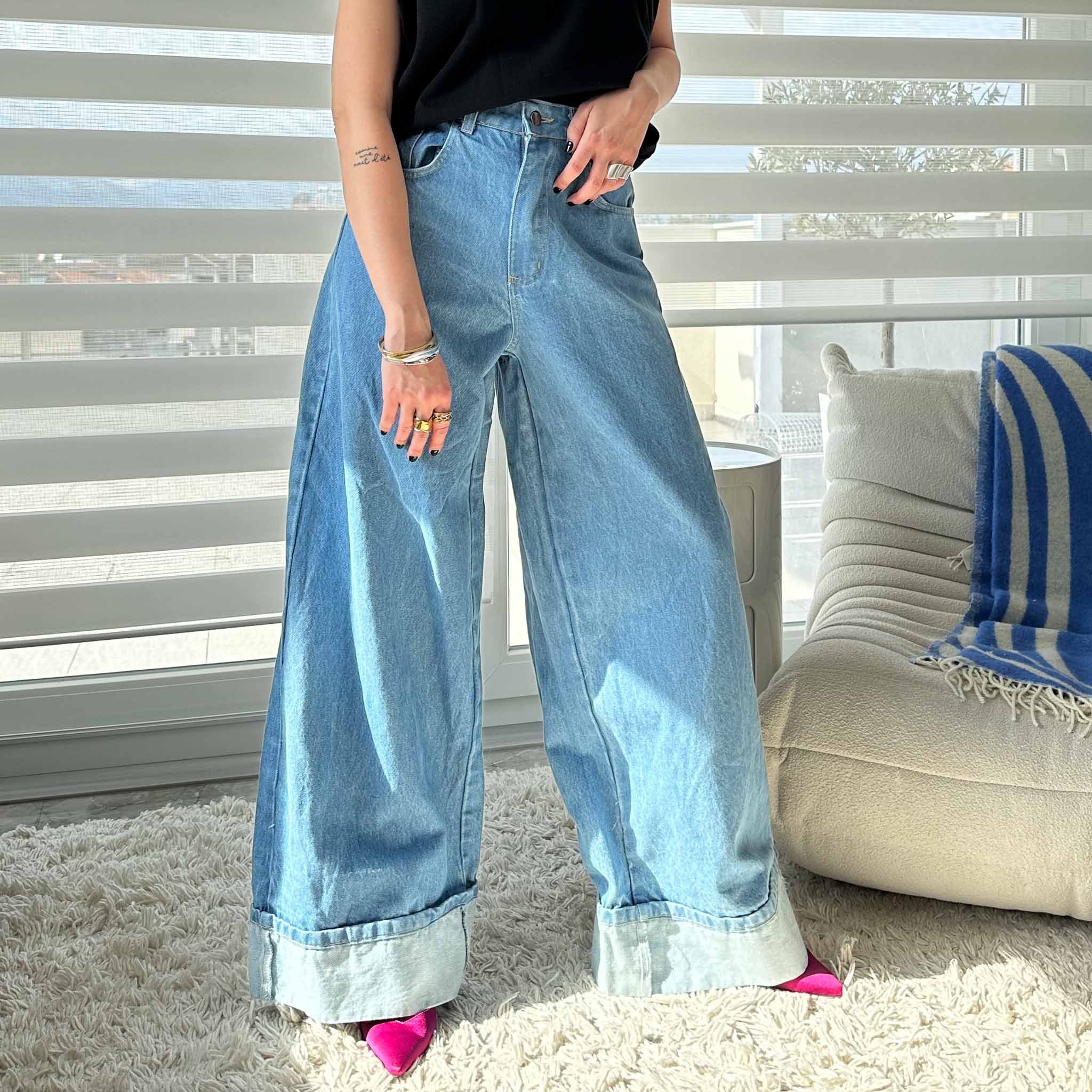 Bold Cuff Wide-Leg Jeans